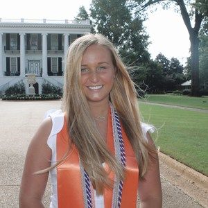 Meet your Posher, Rebecca